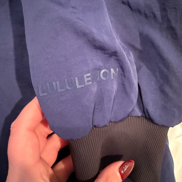 LULULEMON Non-Stop Bomber Jacket - Navy Blue and Black - Picture 3 of 4